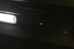 valkoinen Volkswagen ID.4 2023 kuva 36.