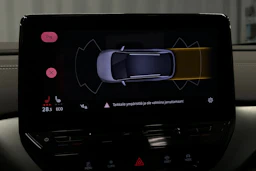 valkoinen Volkswagen ID.4 2023 kuva 29.