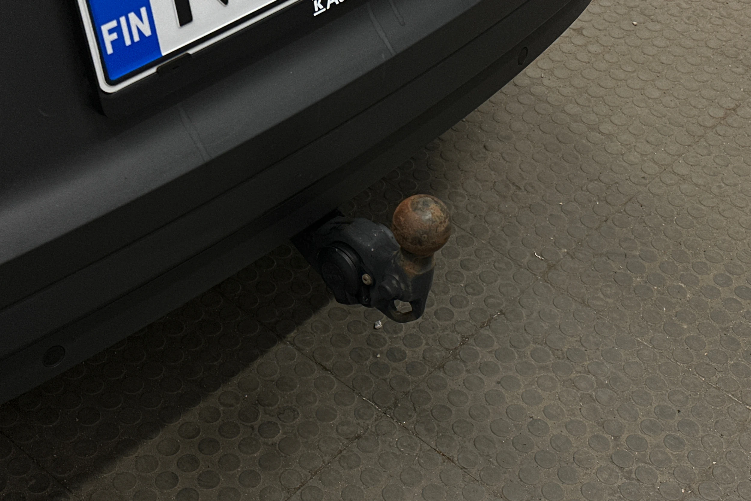 valkoinen Volkswagen ID.4 2023 kuva 35.