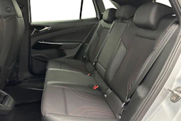 hopea Volkswagen ID.4 2023 kuva 8.