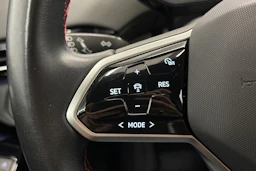 hopea Volkswagen ID.4 2023 kuva 13.
