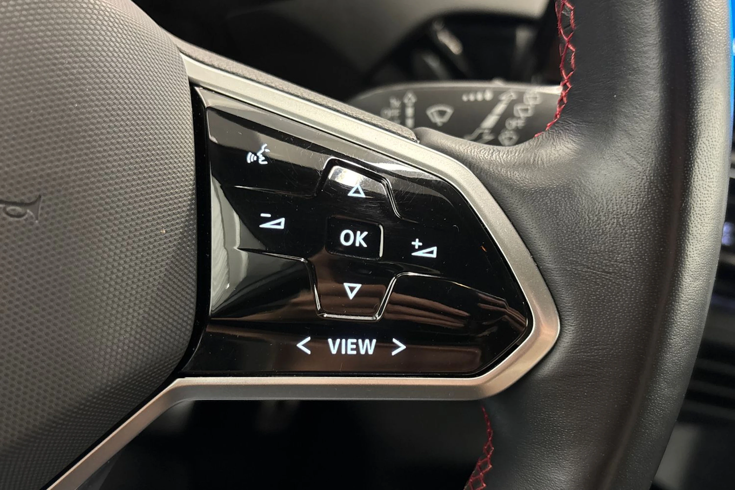 hopea Volkswagen ID.4 2023 kuva 14.