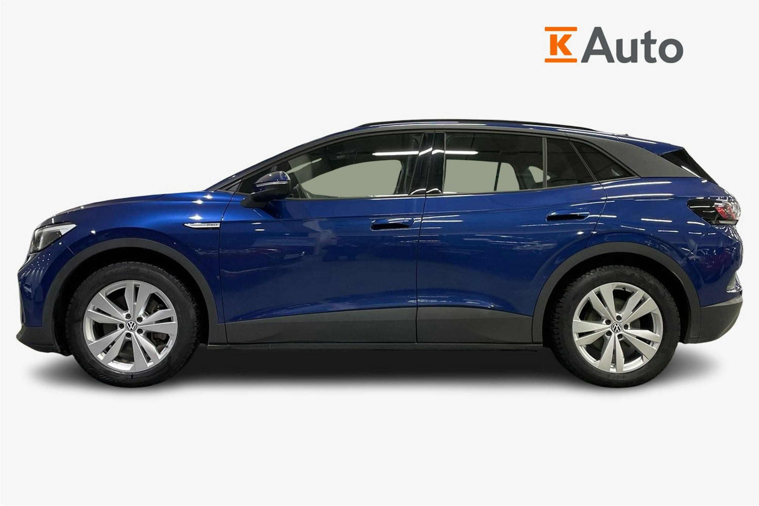sininen Volkswagen ID.4 2023 kuva 6.