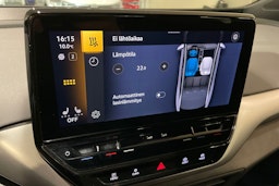 sininen Volkswagen ID.4 2023 kuva 16.