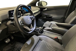 harmaa Volkswagen ID.4 2023 kuva 3.