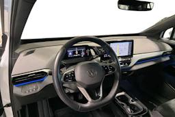 valkoinen Volkswagen ID.4 2023 kuva 3.