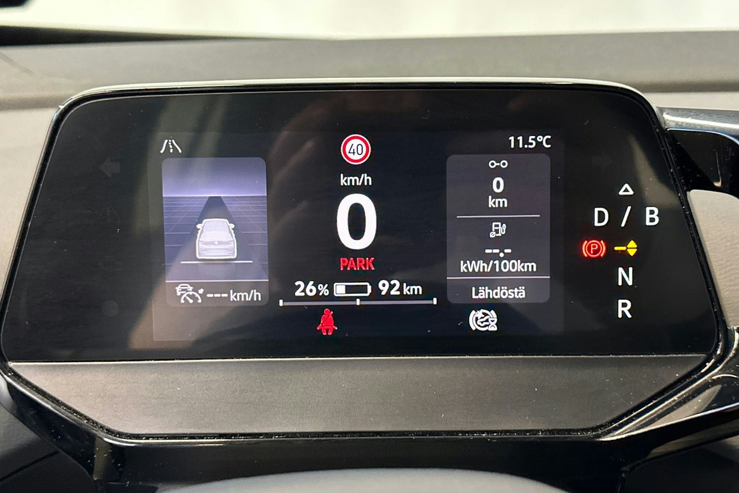 musta Volkswagen ID.4 2023 kuva 16.