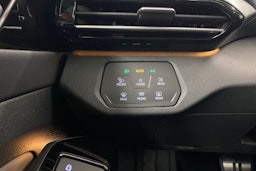 harmaa Volkswagen ID.4 2023 kuva 20.