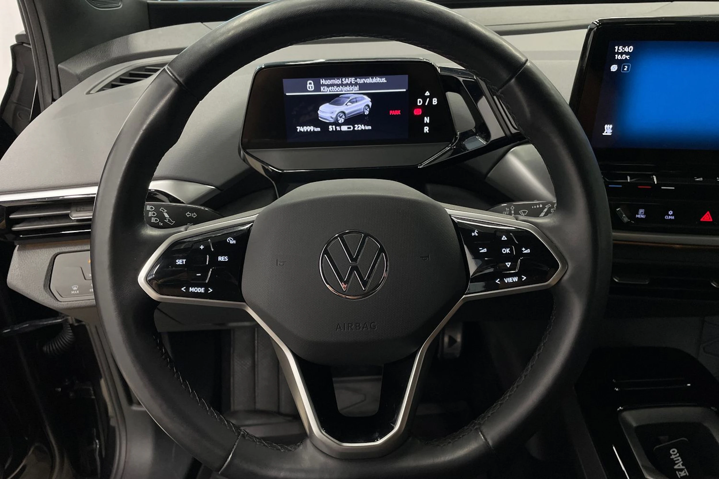 Musta Volkswagen ID.4 2023 kuva 12.