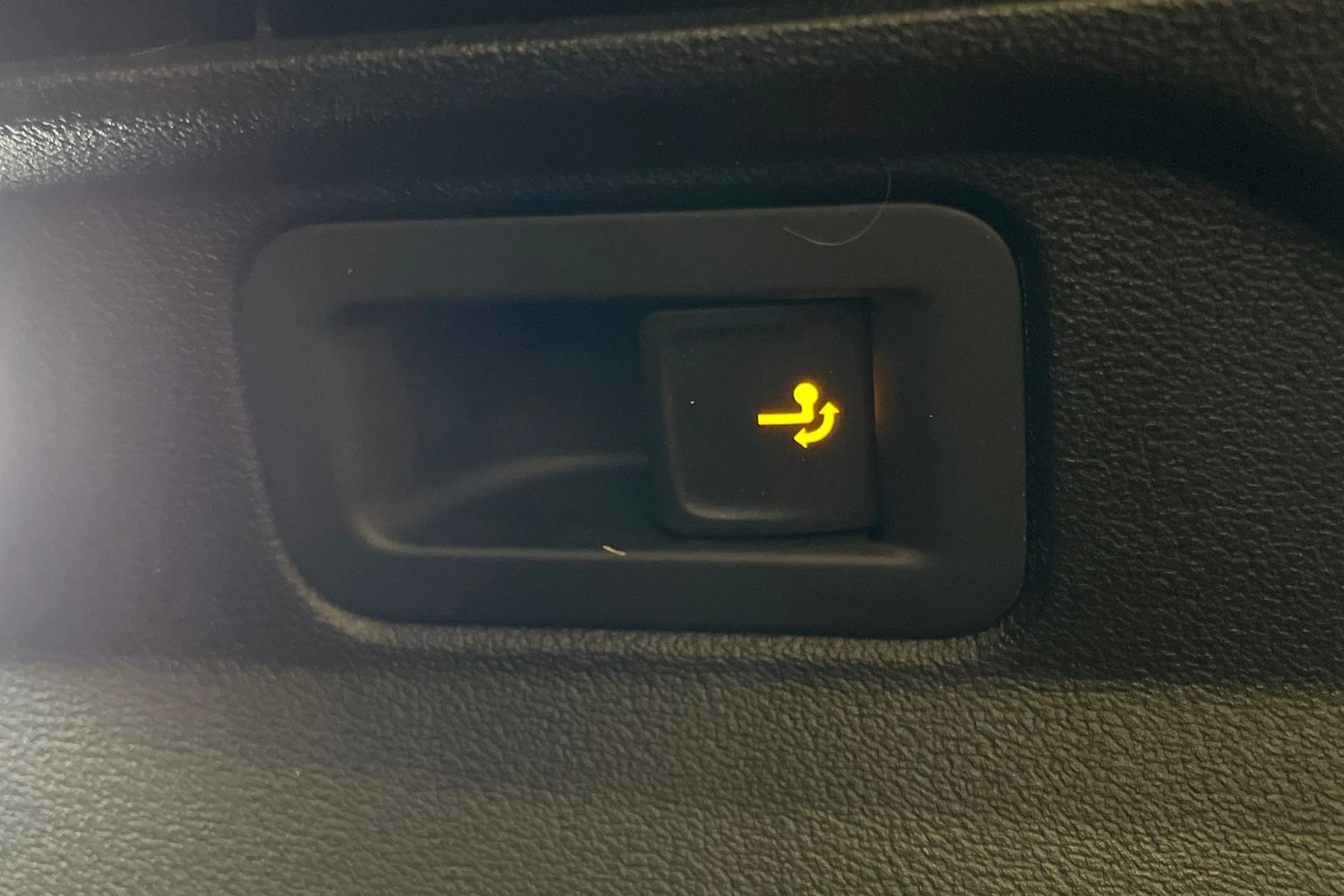 Musta Volkswagen ID.4 2023 kuva 20.