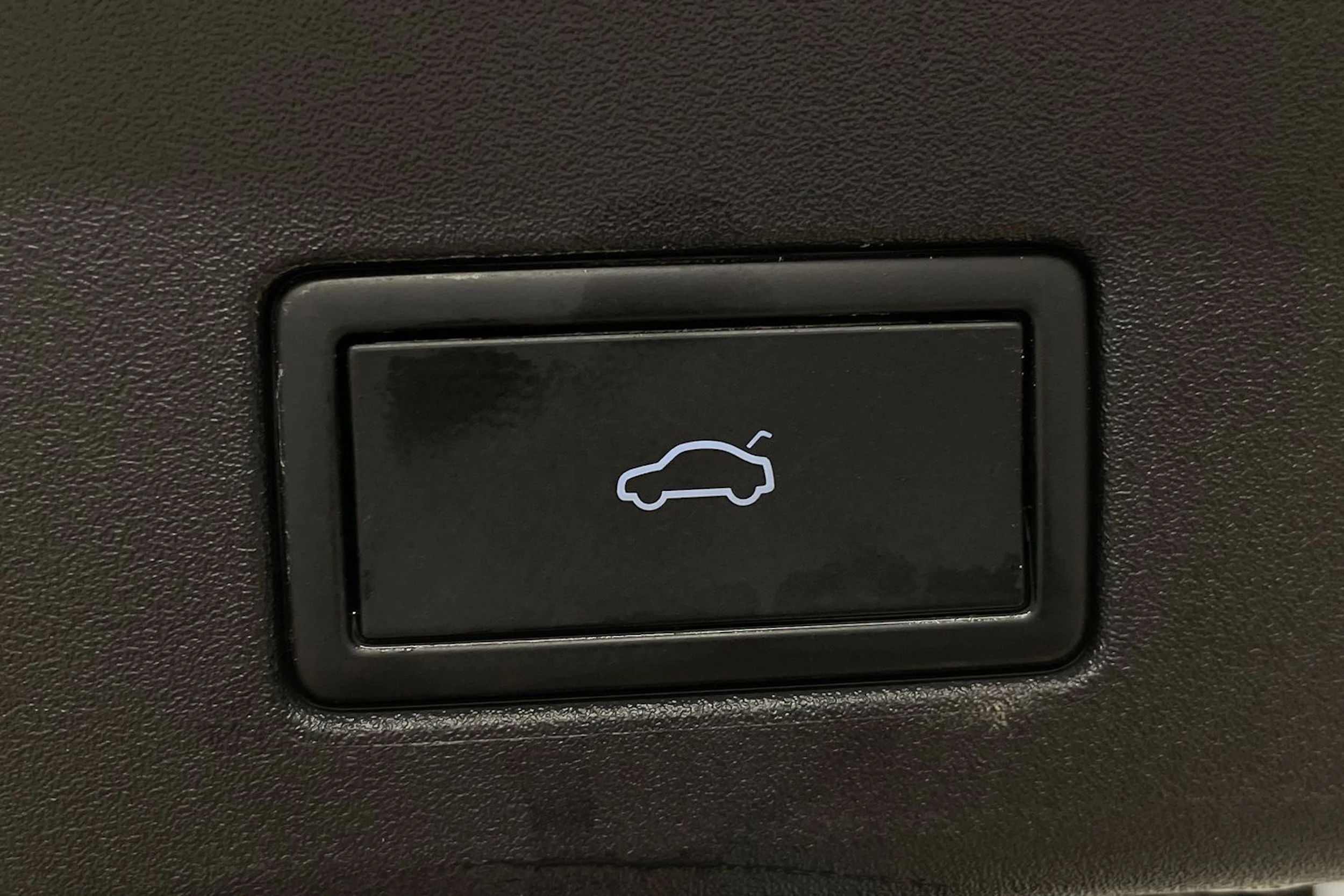 Musta Volkswagen ID.4 2023 kuva 21.