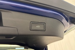 Sininen Volkswagen ID.4 2023 kuva 15.