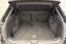 harmaa Volkswagen ID.4 2023 kuva 14.