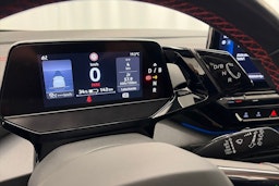 harmaa Volkswagen ID.4 2023 kuva 18.