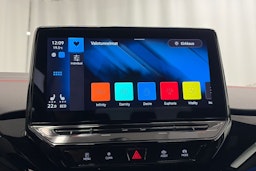 harmaa Volkswagen ID.4 2023 kuva 26.