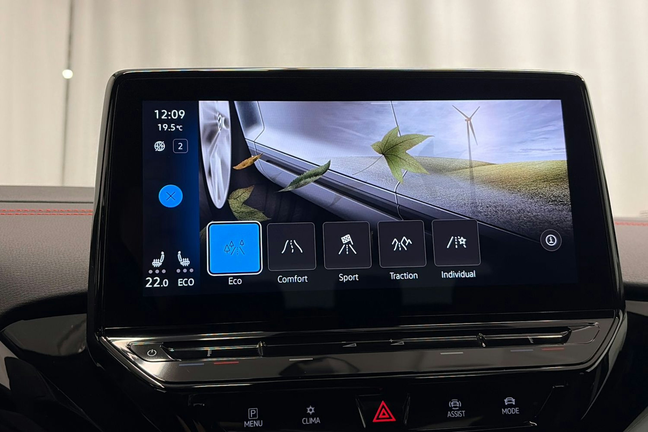 harmaa Volkswagen ID.4 2023 kuva 27.