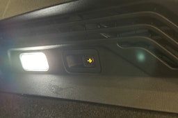 met. harmaa Volkswagen ID.4 2023 kuva 16.