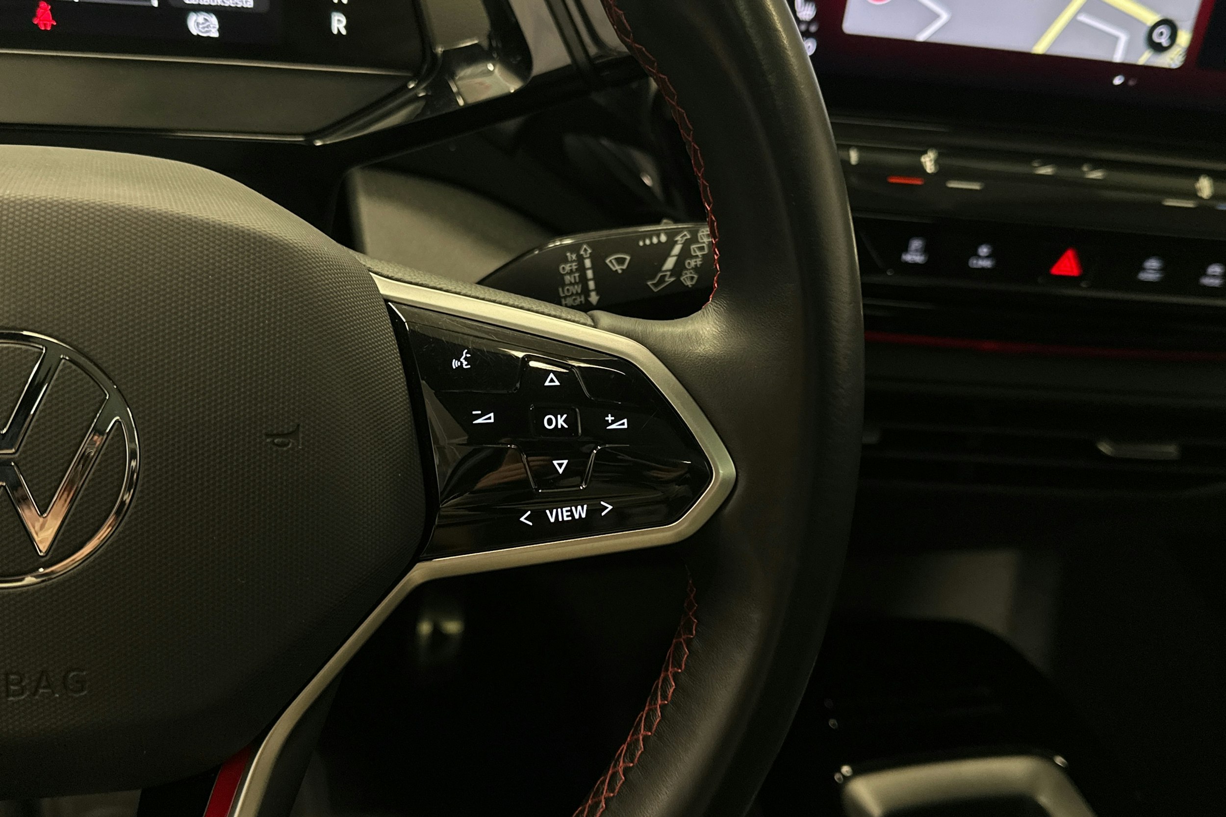 met. harmaa Volkswagen ID.4 2023 kuva 21.