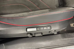harmaa Volkswagen ID.4 2023 kuva 18.