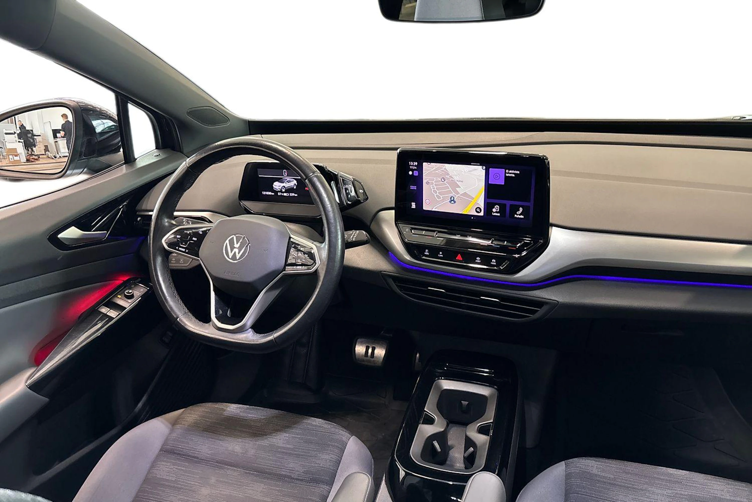 musta Volkswagen ID.4 2023 kuva 7.