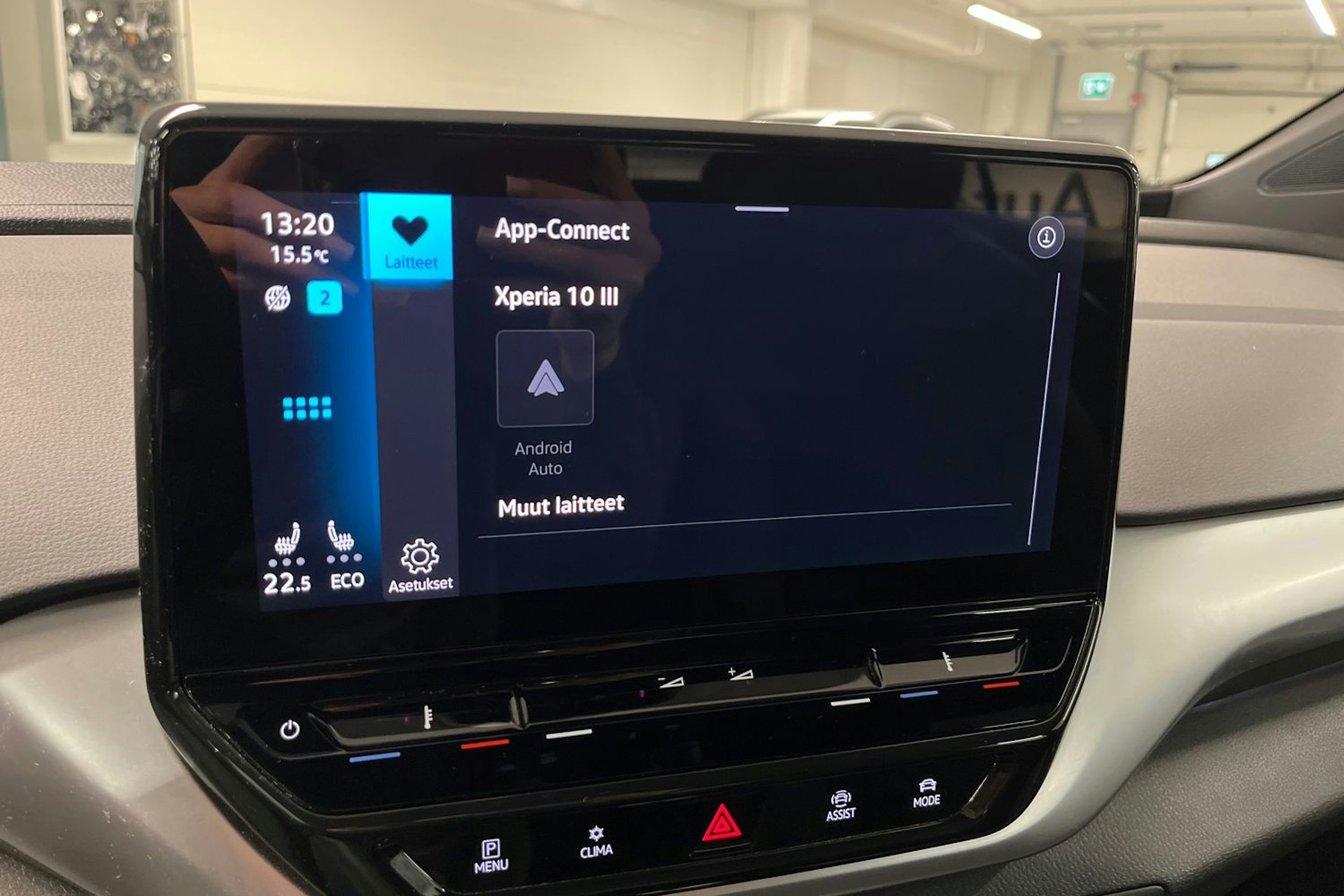 Sininen Volkswagen ID.4 2023 kuva 25.