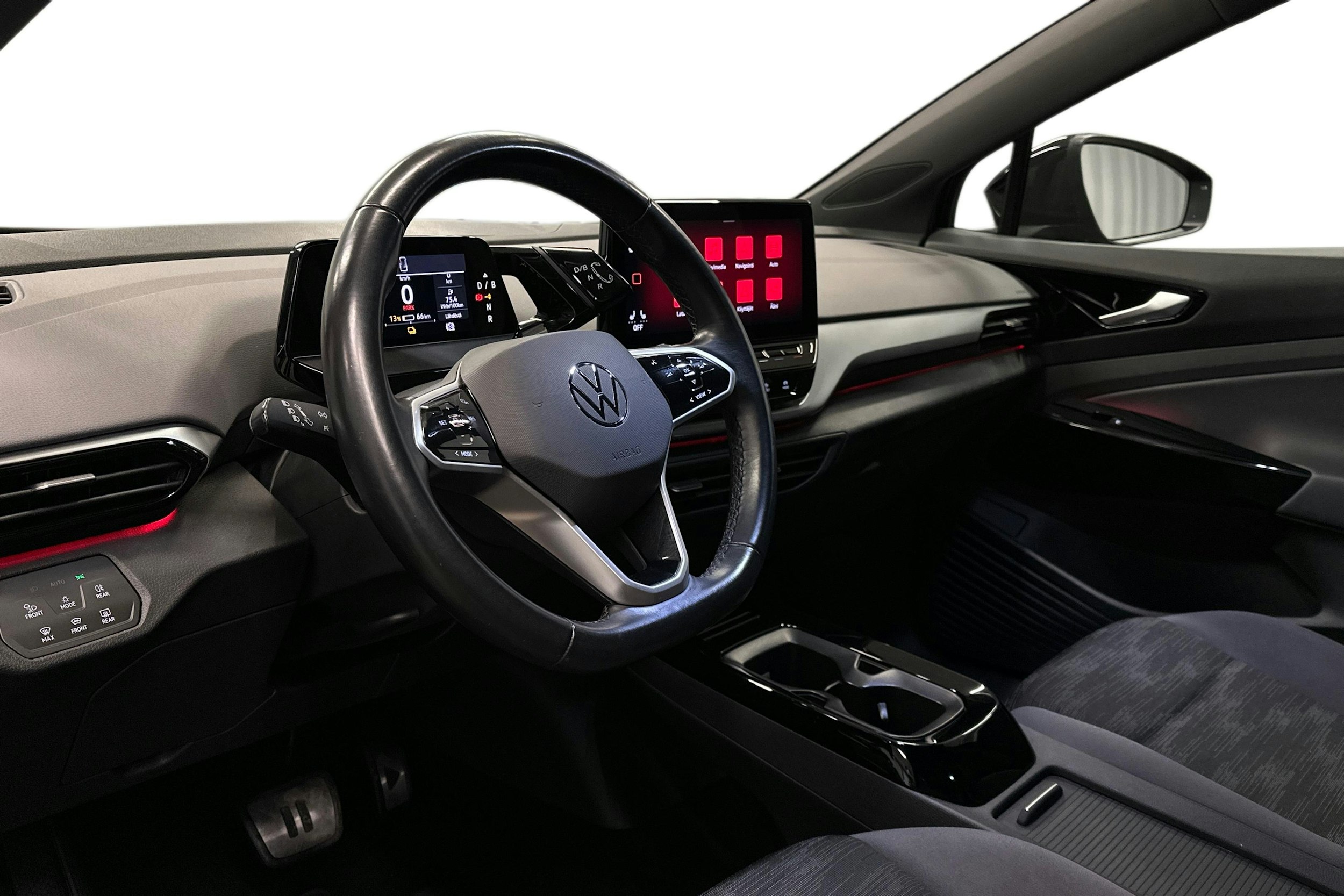 musta Volkswagen ID.4 2023 kuva 6.