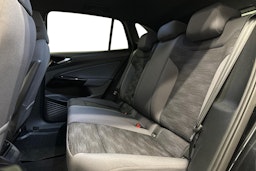 musta Volkswagen ID.4 2023 kuva 8.