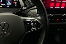 musta Volkswagen ID.4 2023 kuva 16.