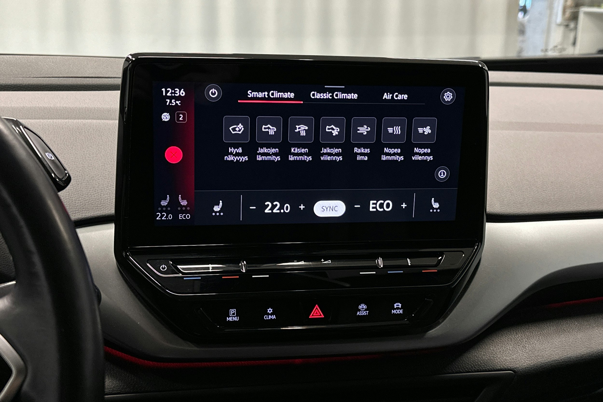 musta Volkswagen ID.4 2023 kuva 24.