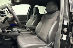 musta Volkswagen ID.4 2023 kuva 14.