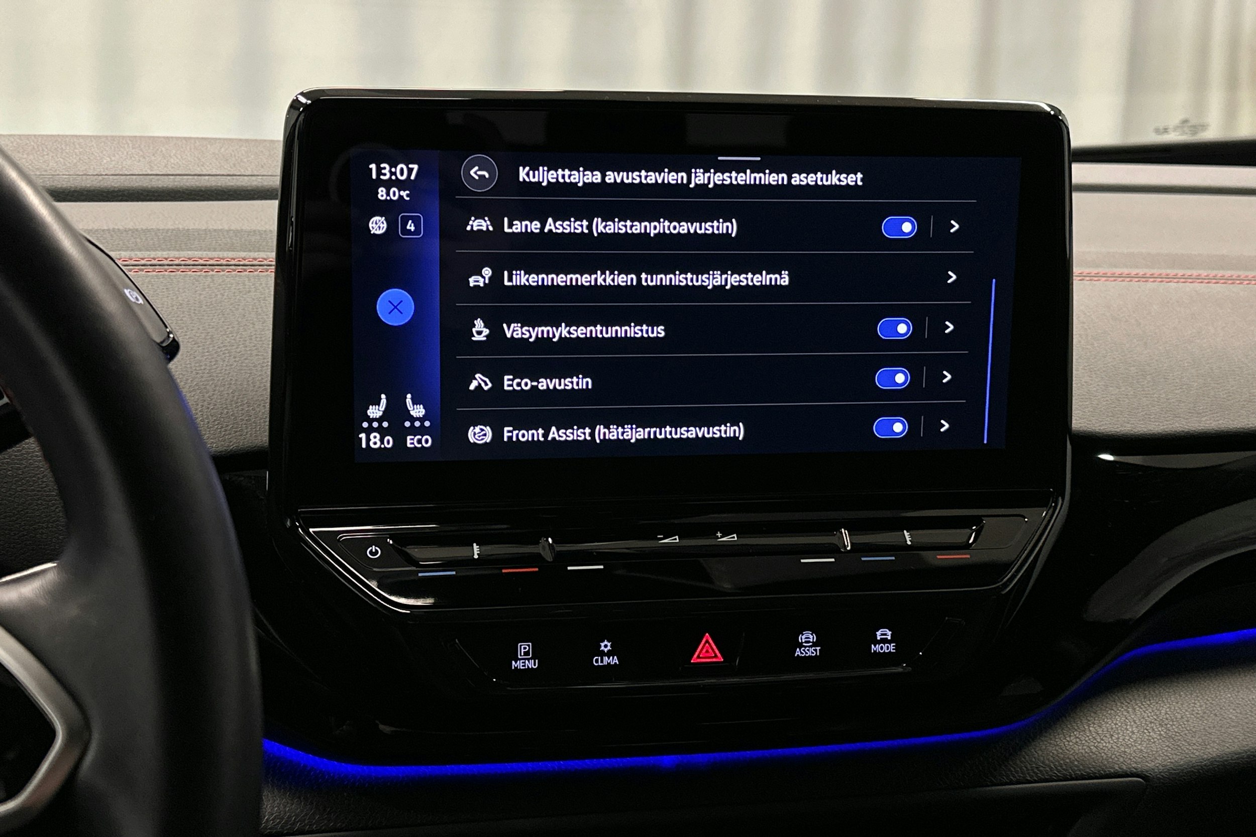 musta Volkswagen ID.4 2023 kuva 25.