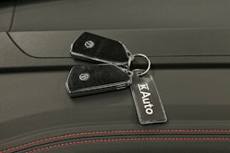 musta Volkswagen ID.4 2023 kuva 31.