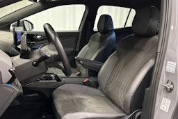 harmaa Volkswagen ID.4 2023 kuva 16.