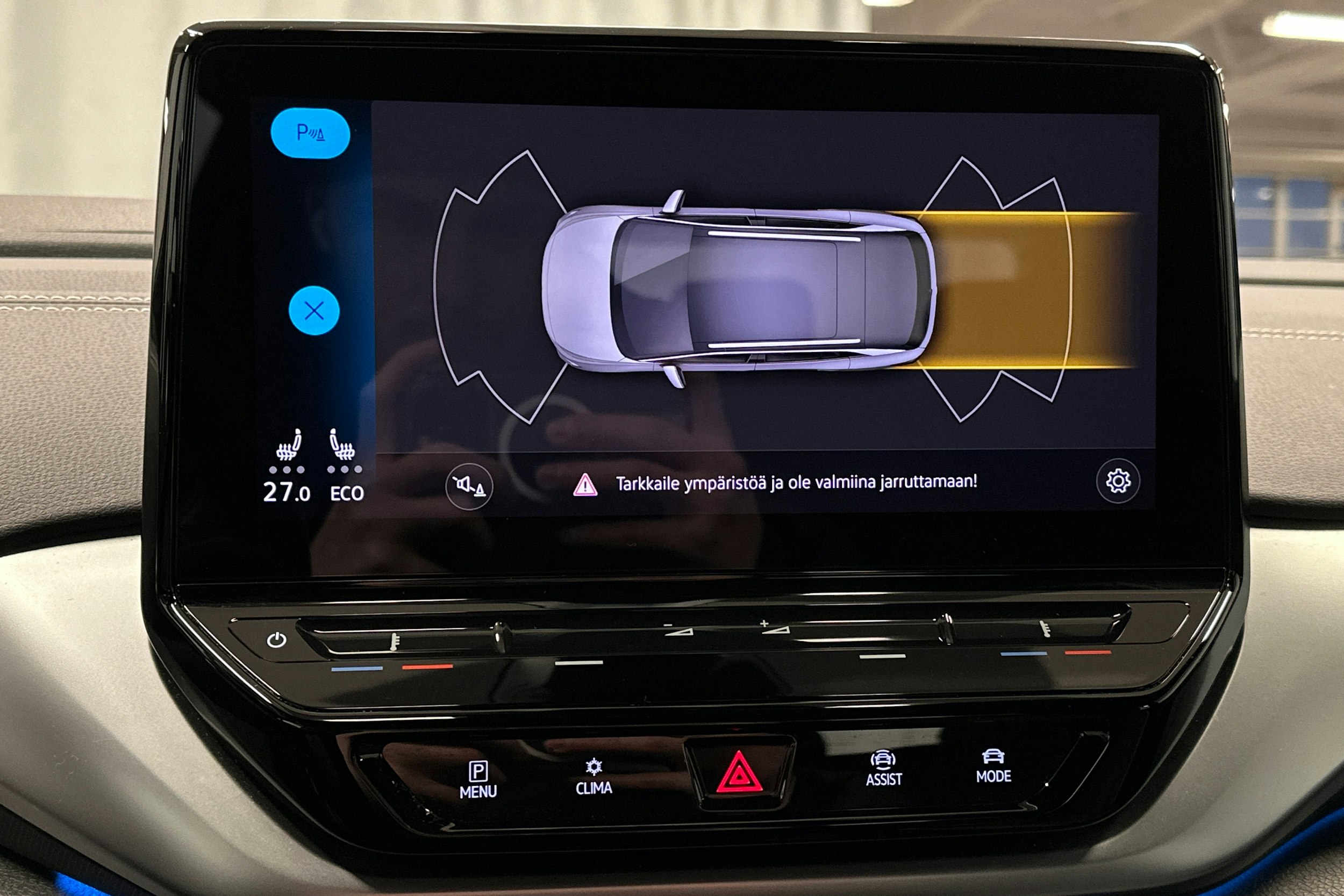 harmaa Volkswagen ID.4 2023 kuva 27.