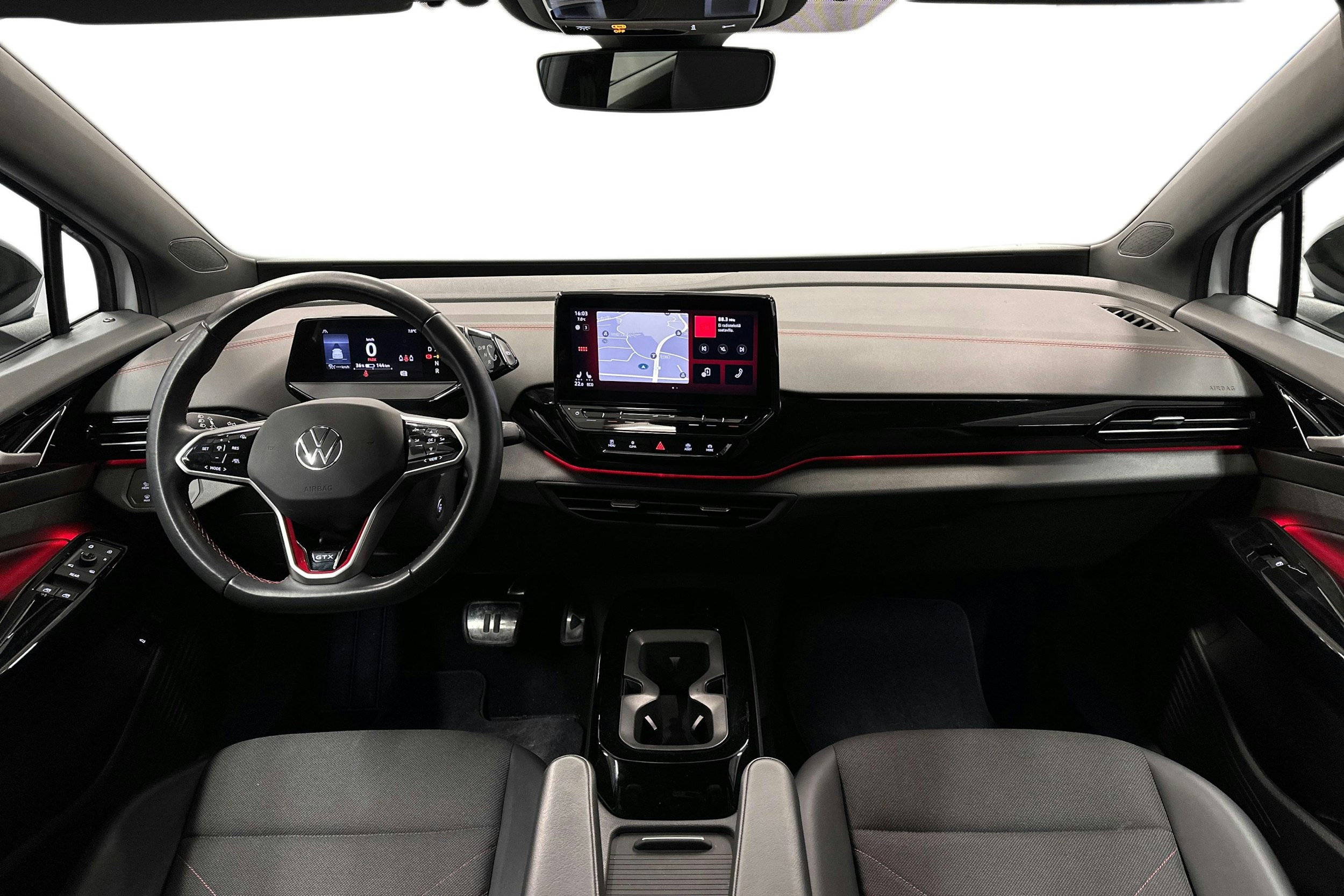 valkoinen Volkswagen ID.4 2023 kuva 9.