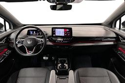 valkoinen Volkswagen ID.4 2023 kuva 9.