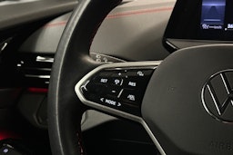 valkoinen Volkswagen ID.4 2023 kuva 20.