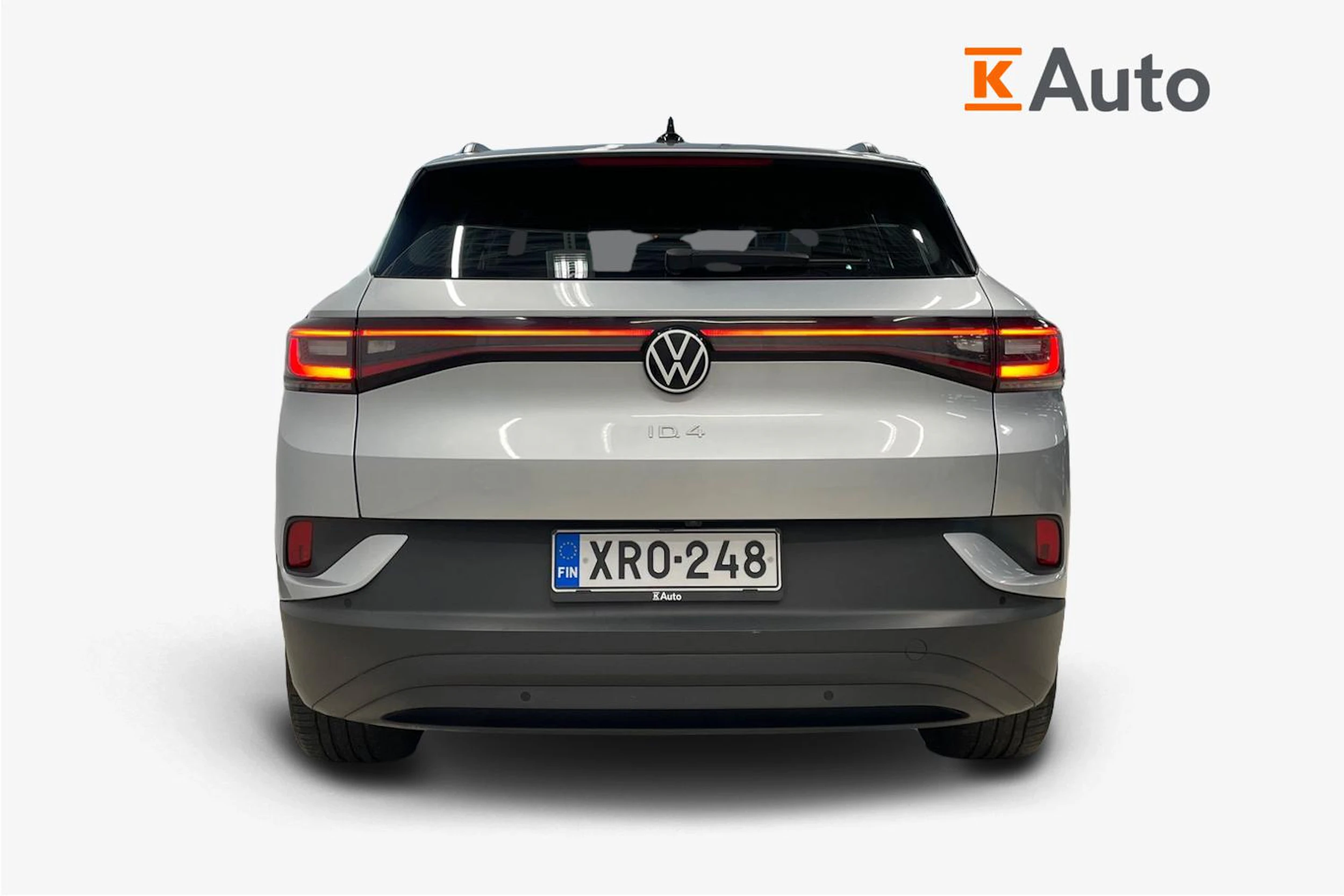harmaa Volkswagen ID.4 2023 kuva 3.