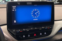 harmaa Volkswagen ID.4 2023 kuva 17.