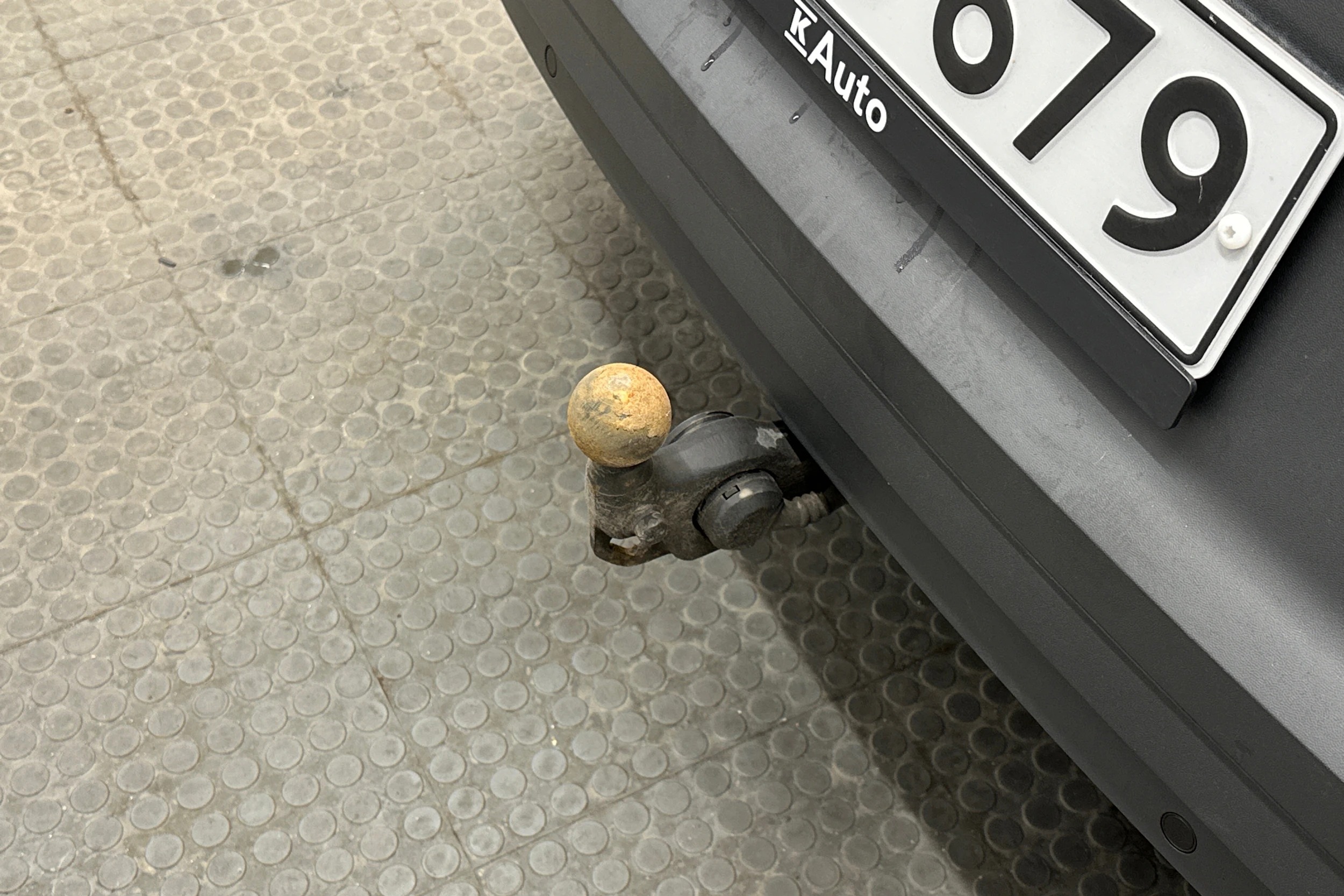 sininen Volkswagen ID.4 2023 kuva 38.