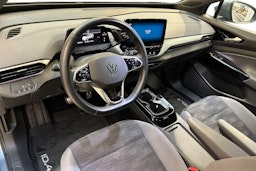 sininen Volkswagen ID.4 2023 kuva 6.
