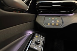 sininen Volkswagen ID.4 2023 kuva 14.