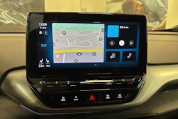 sininen Volkswagen ID.4 2023 kuva 18.