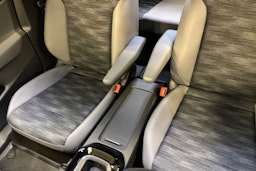 sininen Volkswagen ID.4 2023 kuva 20.