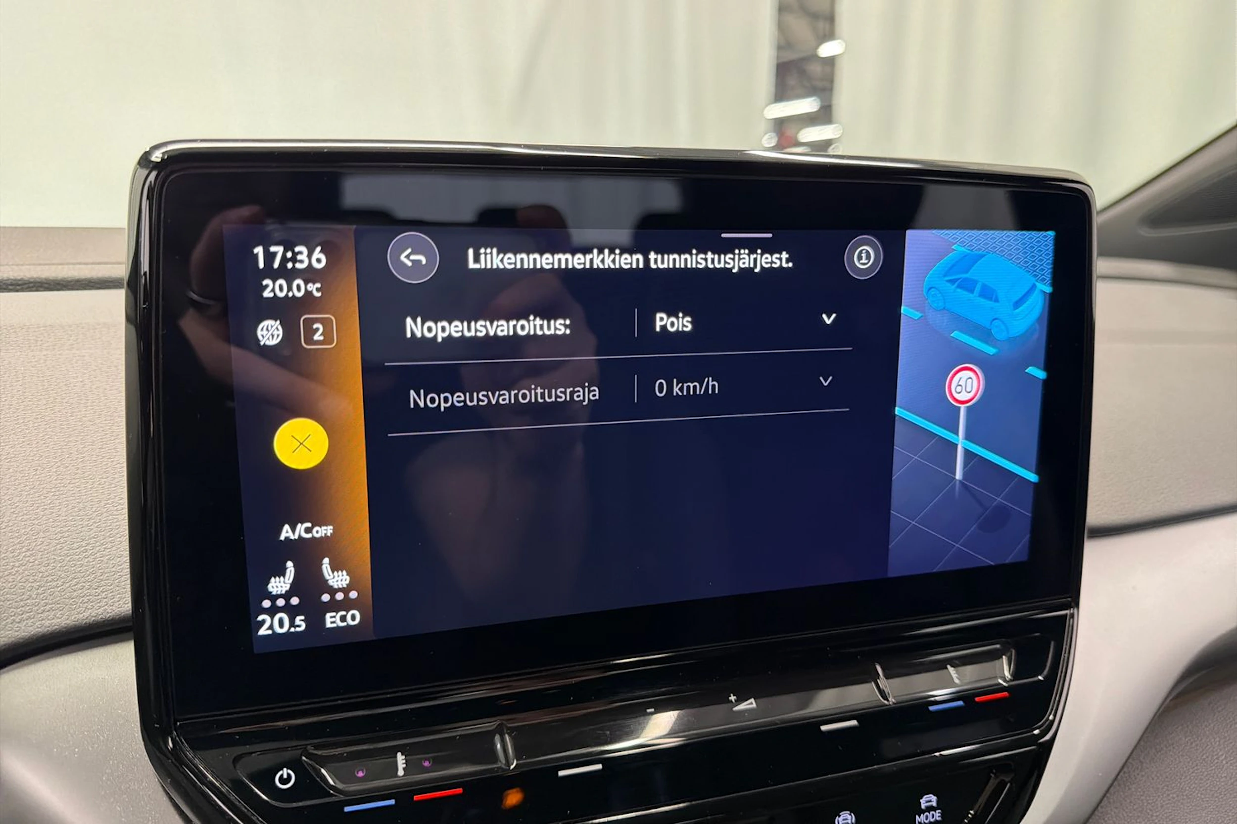 harmaa Volkswagen ID.4 2023 kuva 25.