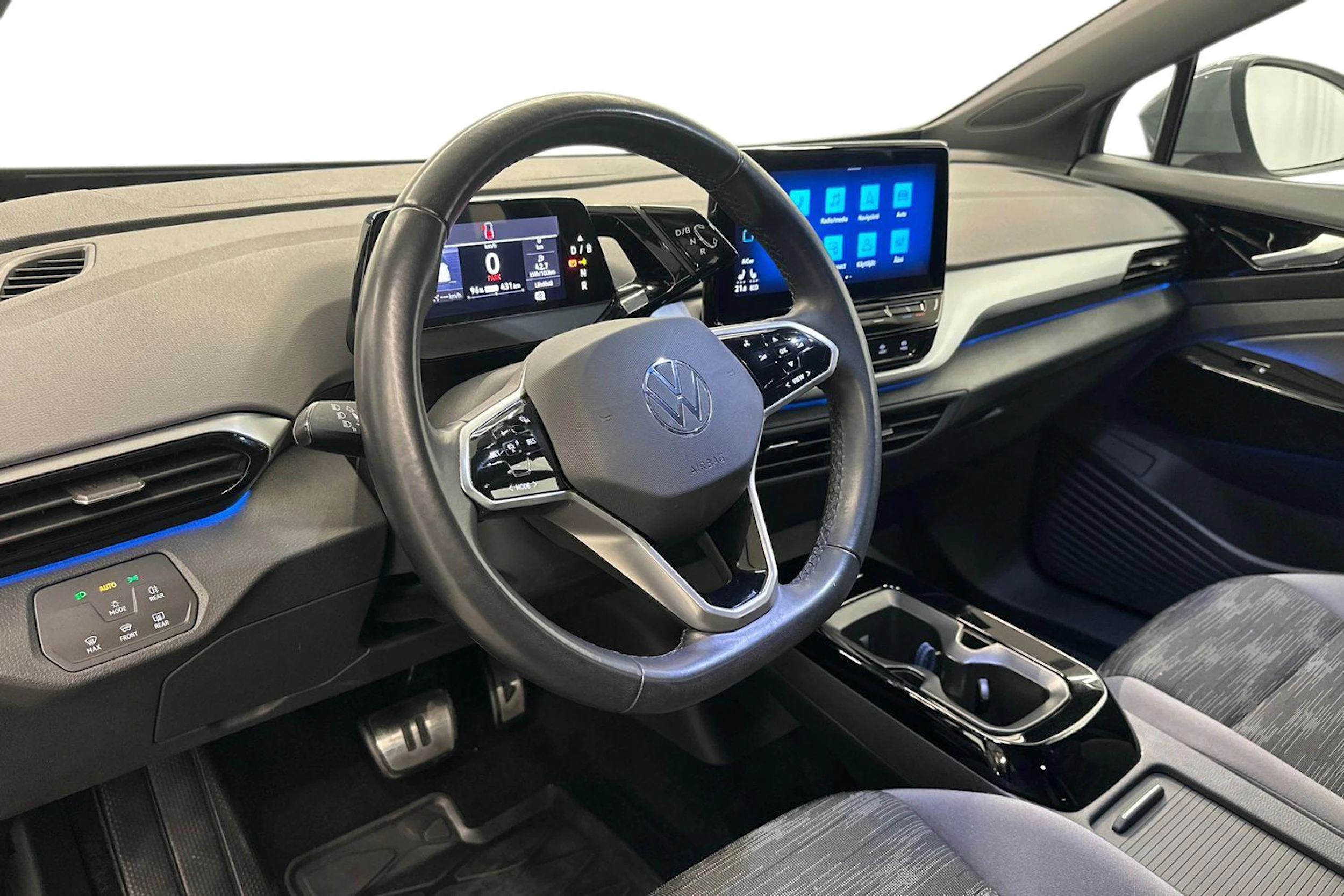 harmaa Volkswagen ID.4 2023 kuva 6.