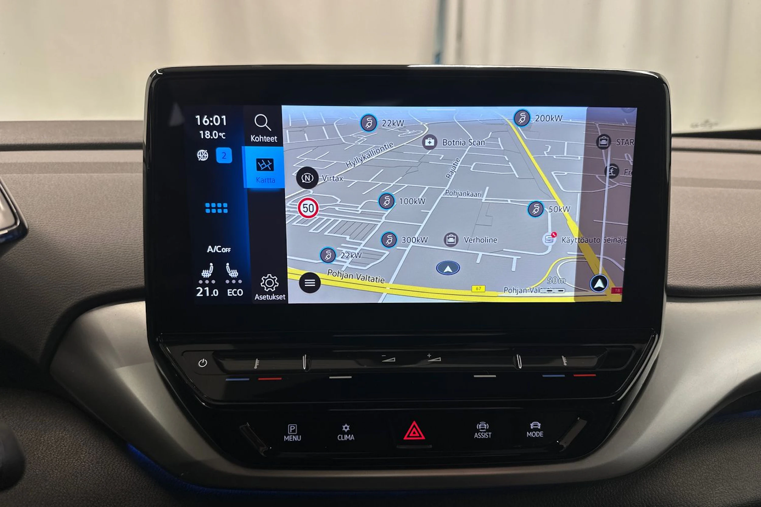 harmaa Volkswagen ID.4 2023 kuva 24.