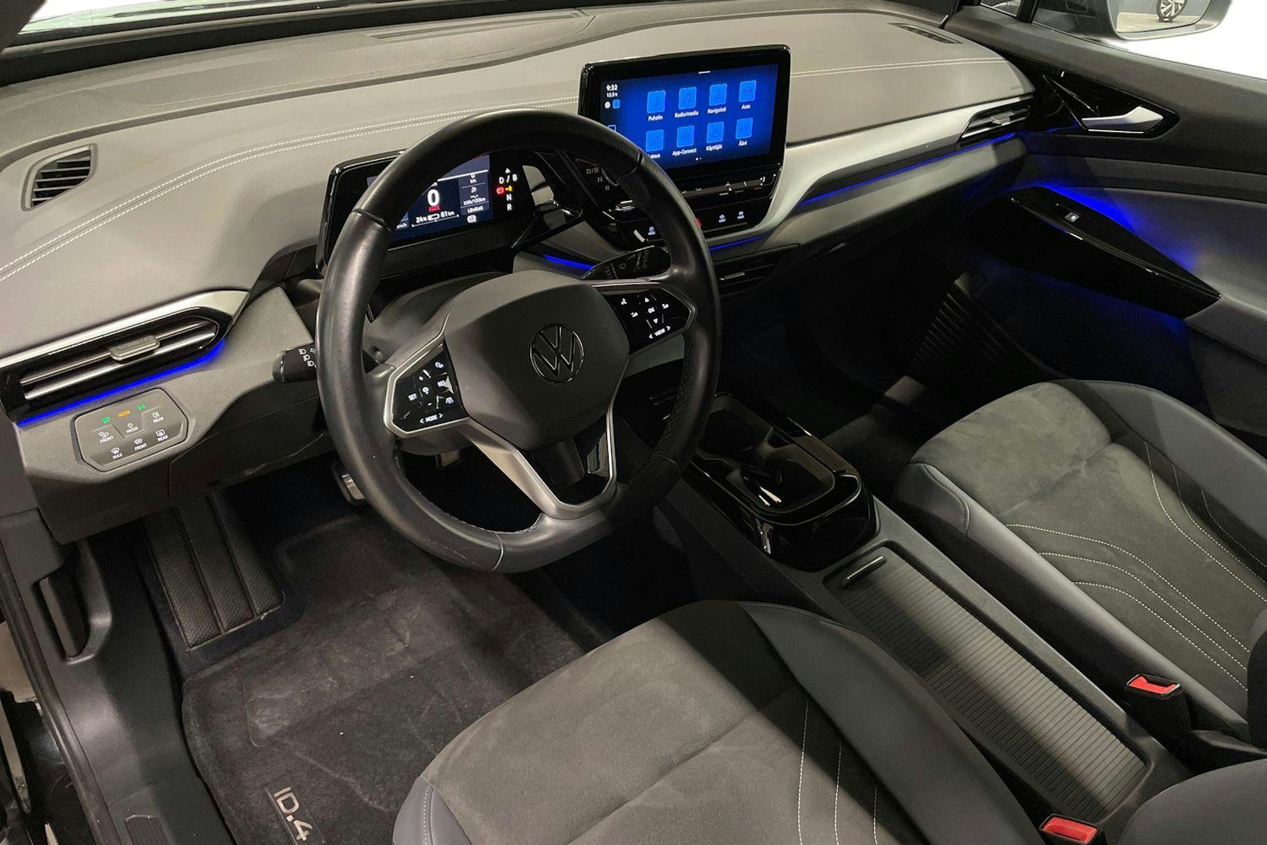 Musta Volkswagen ID.4 2023 kuva 7.