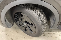 Musta Volkswagen ID.4 2023 kuva 13.