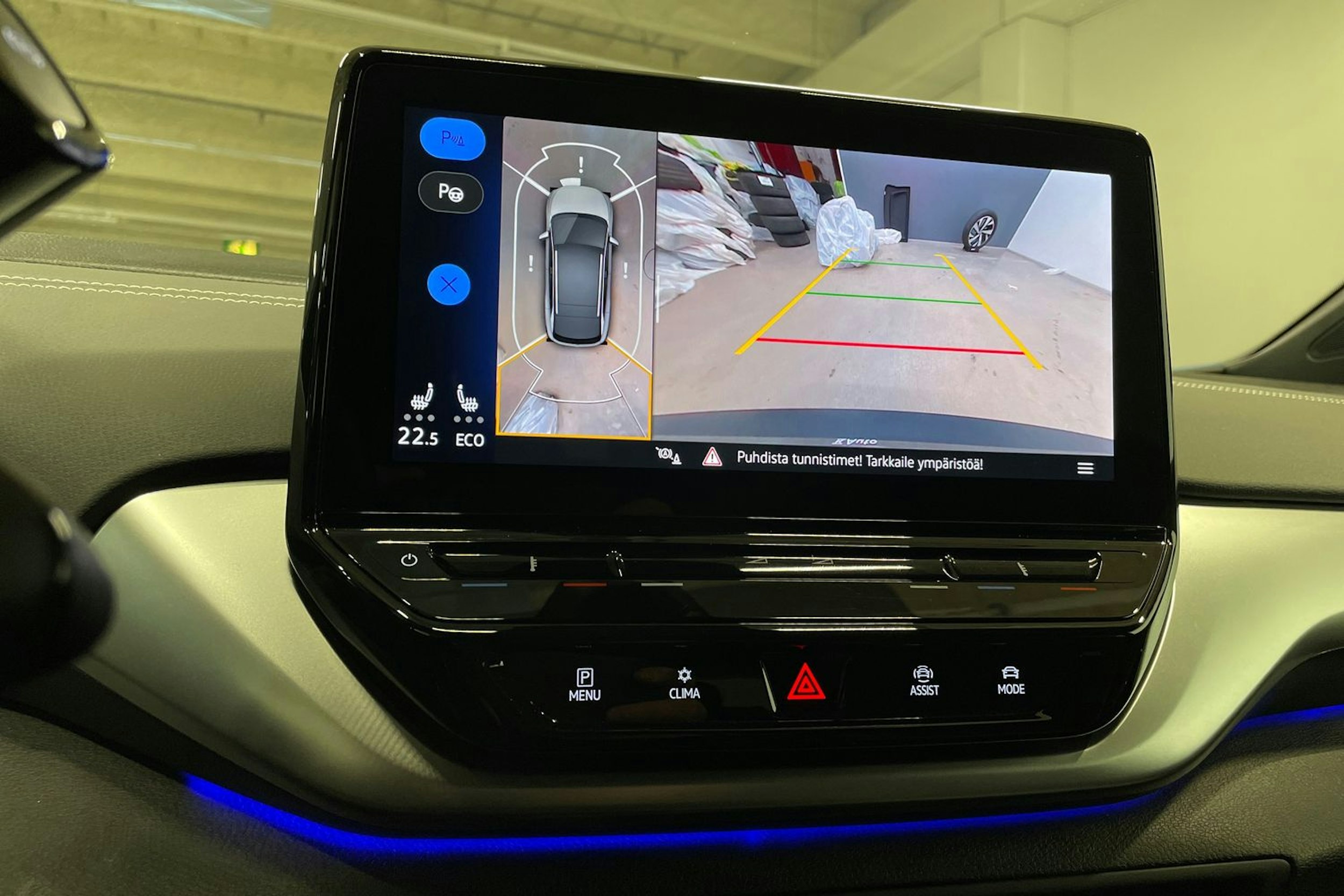 Musta Volkswagen ID.4 2023 kuva 24.